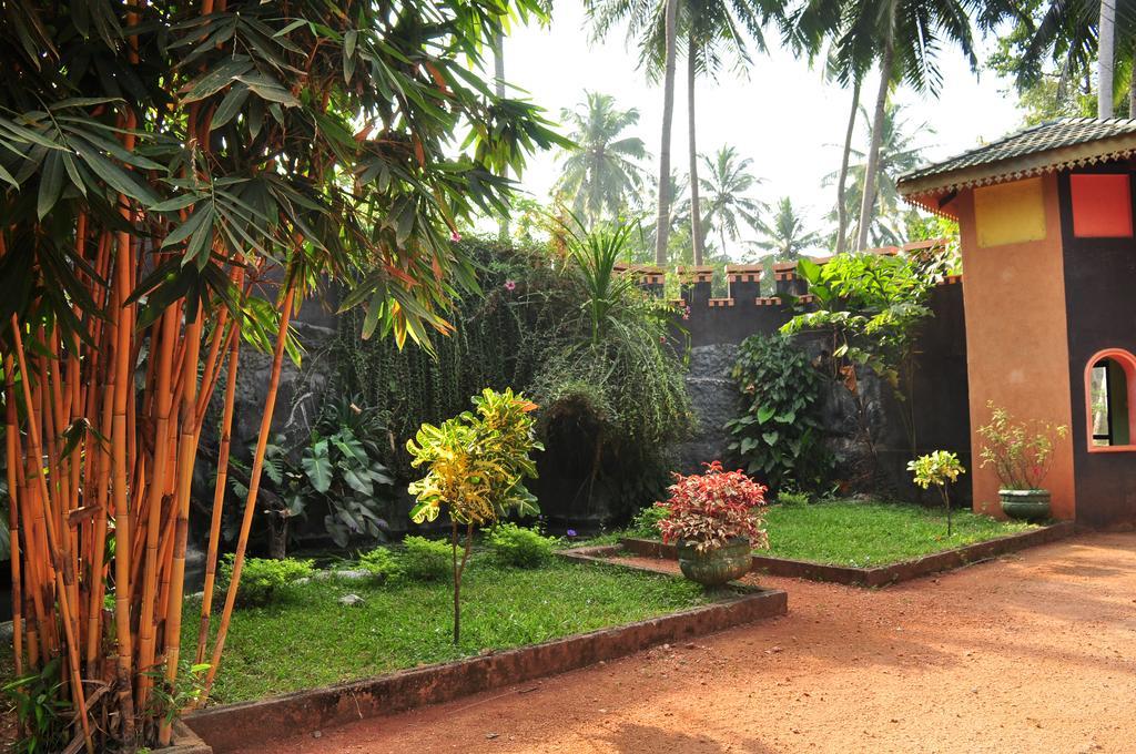Soba Lanka Holiday Resort Melsiripura Esterno foto