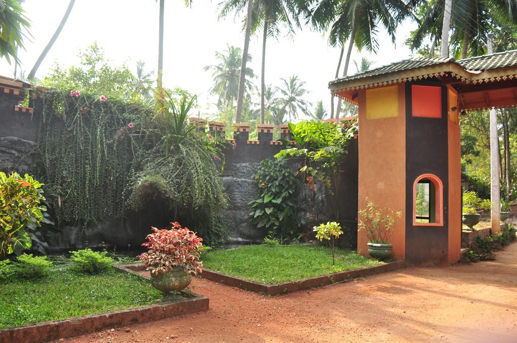 Soba Lanka Holiday Resort Melsiripura Esterno foto